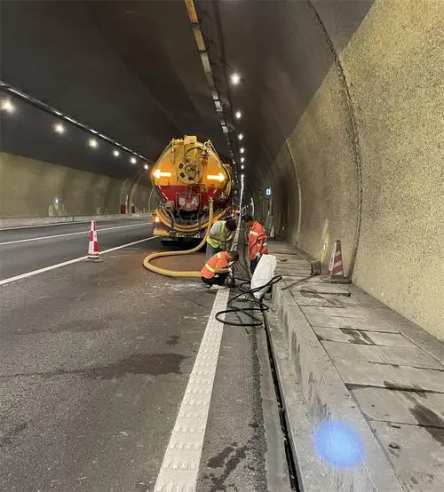 赵县隧道排水渠清淤